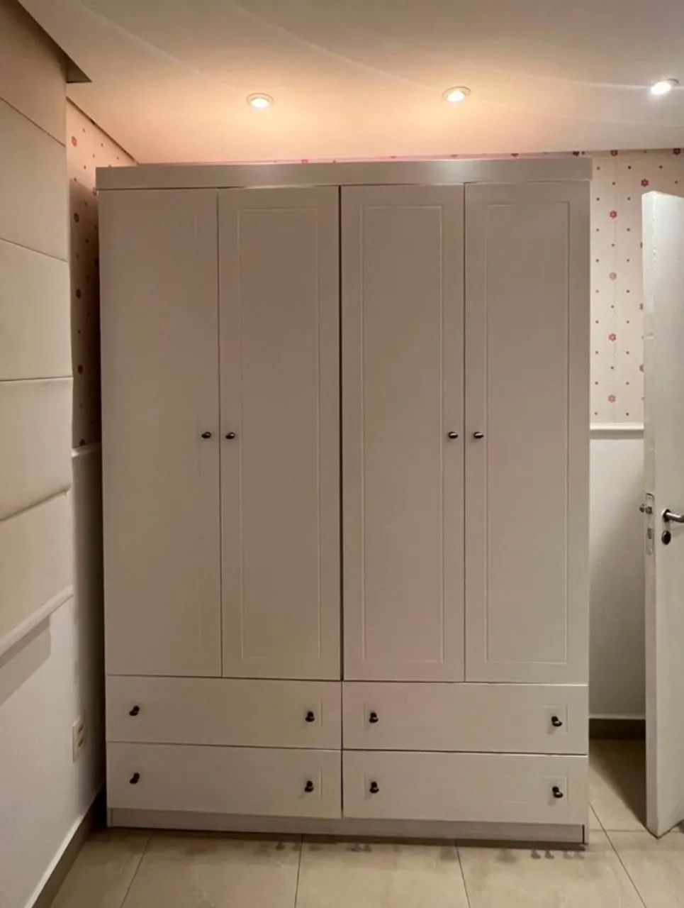 guarda-roupa infantil