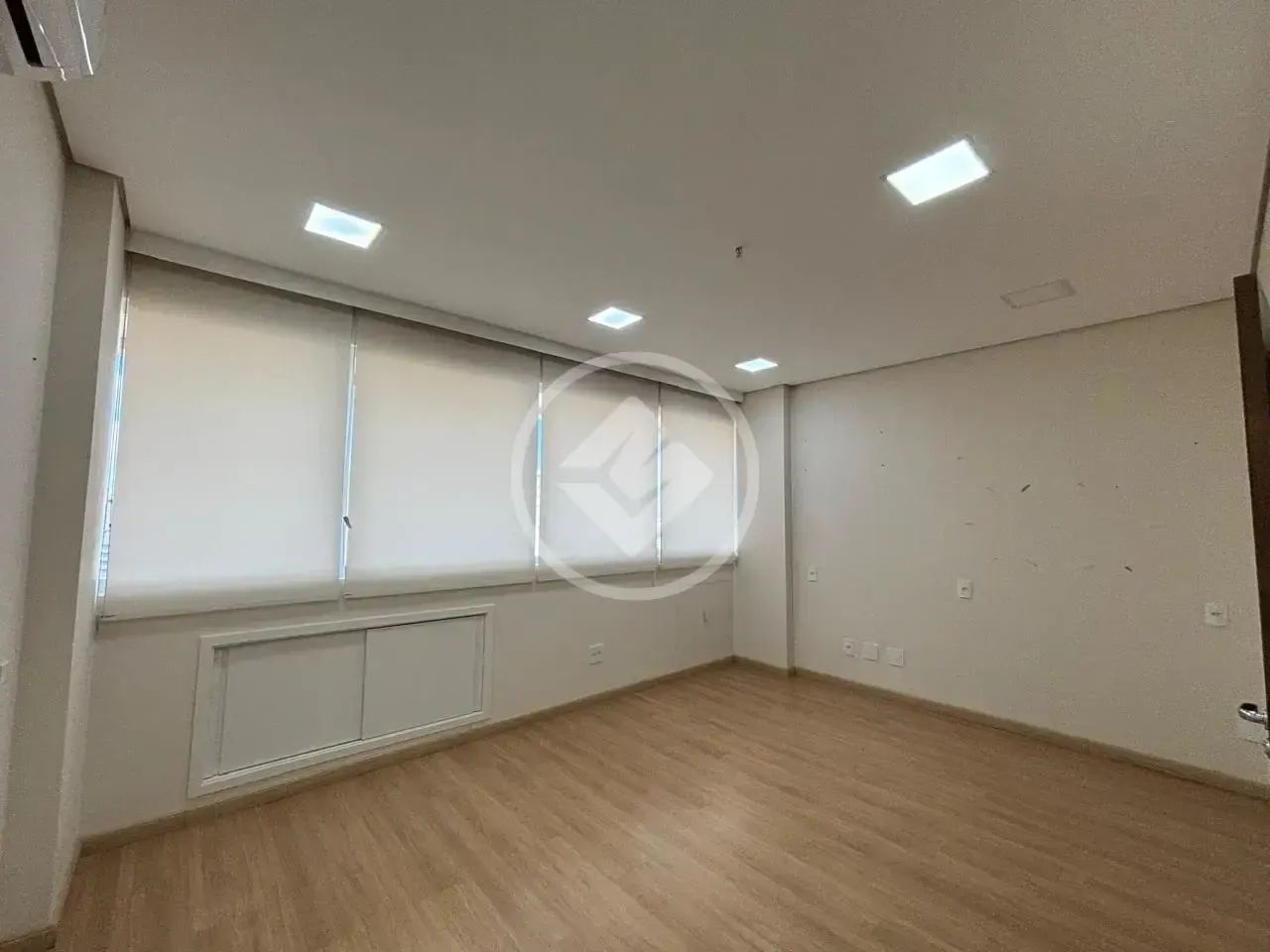 SALA COMERCIAL codigo: 324572