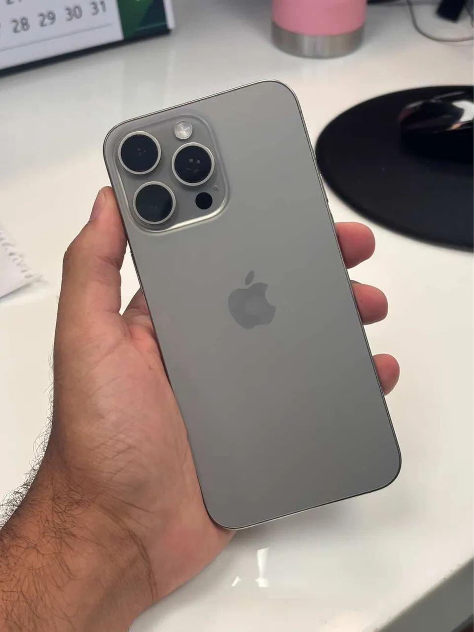 iPhone 15 Pro Max ( Tela com Linhas )  - Foto 4