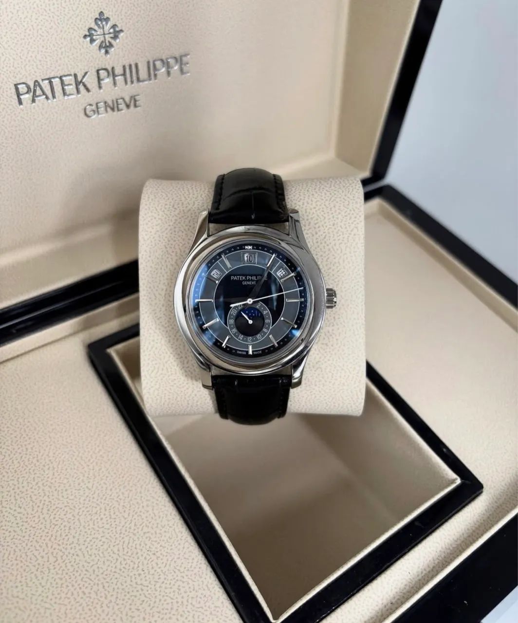 Relógio Patek Philippe Annual Calendar