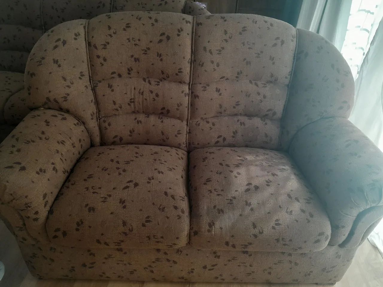Vendo Sofá 3 e 2 lugares - Foto 2