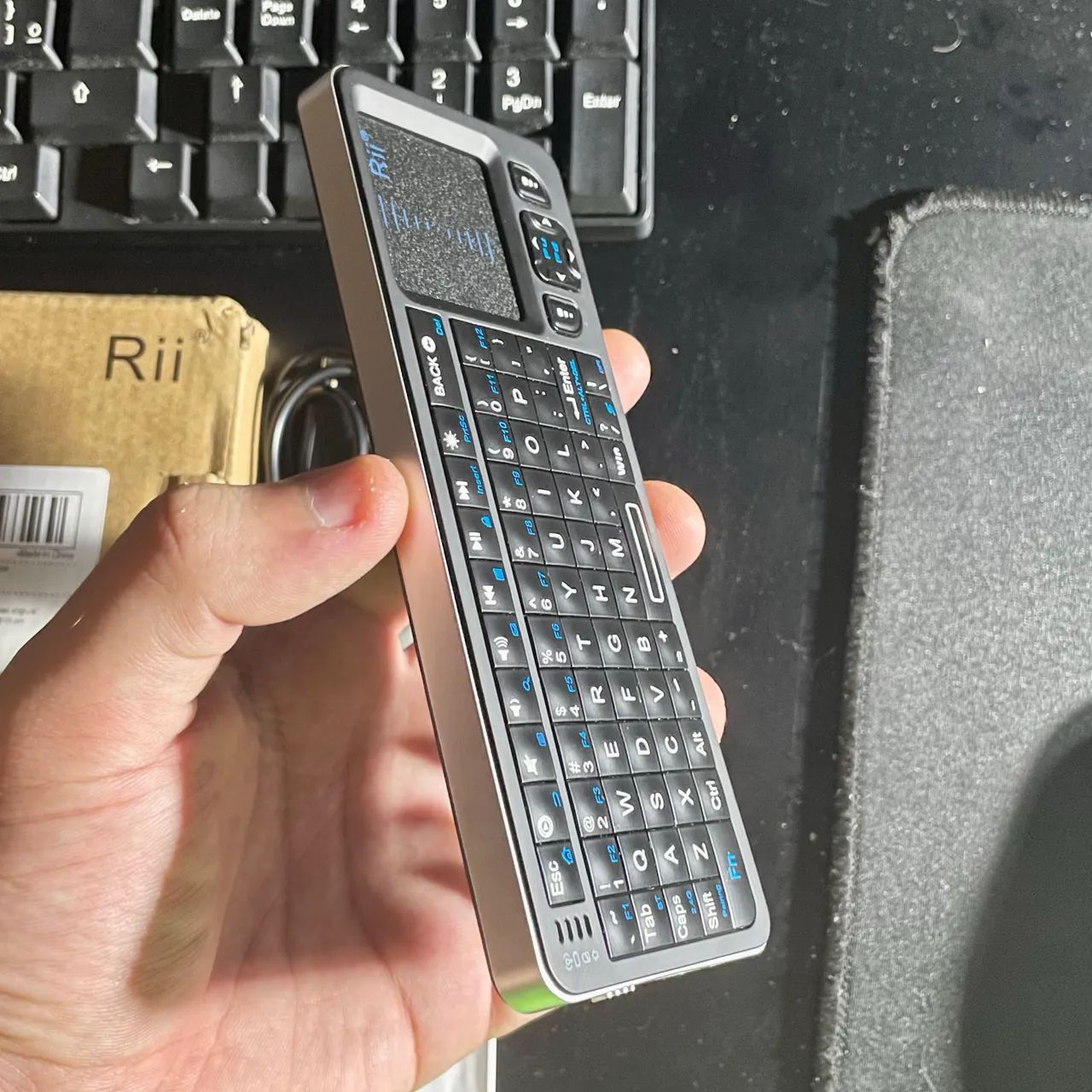 Teclado  2 em 1 Rii K06 Mini com Backlight Bluetooth e Wireless 2,4Hz - Foto 2