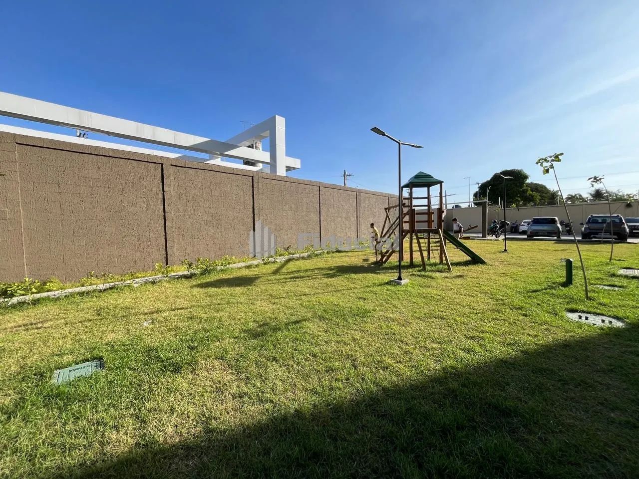 Apartamento com 50m², 2 quartos sendo 1 suíte plena e outra reversível, sala de estar, coz - Foto 5