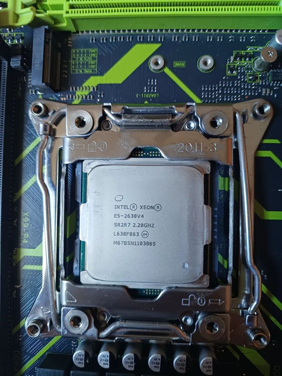 Kit Xeon E5 2630v4 + Placa-mãe X99 Soyo - Sem memória 