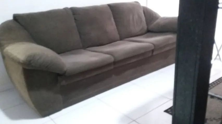 Vendo Sofá de 3 Lugares - Foto 5