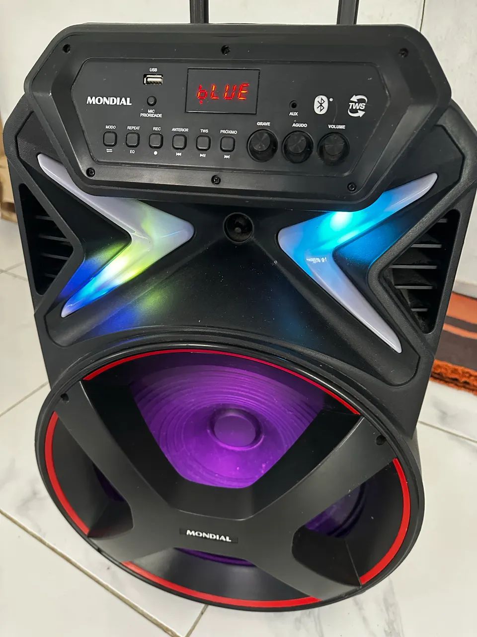 Caixa de Som Mondial CM-700 (700W - RMS) - Bluetooth e LED