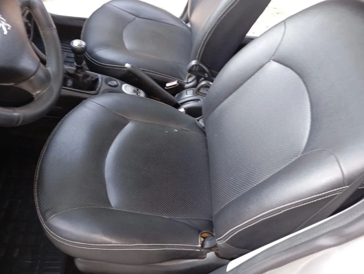 Peugeot 207 2013