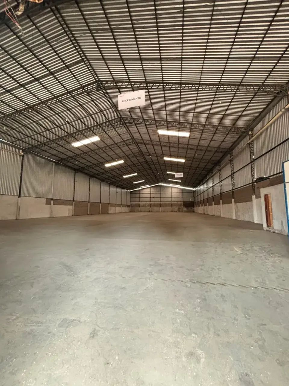 ALUGO GALPÃO 2300 M2 NO TURISMO - Foto 4