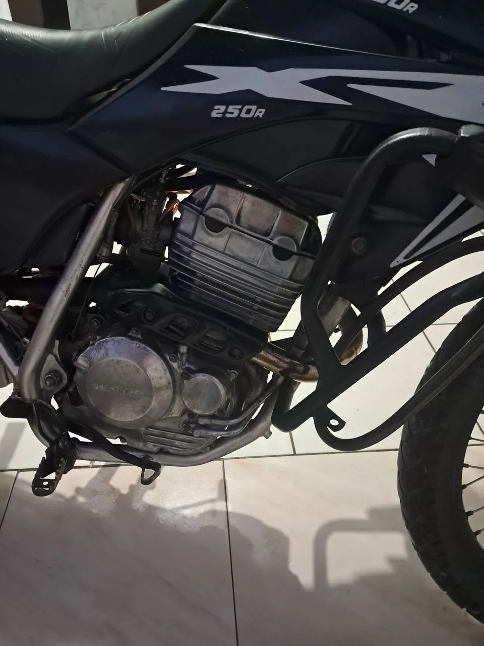 Vende-se tornado 250
