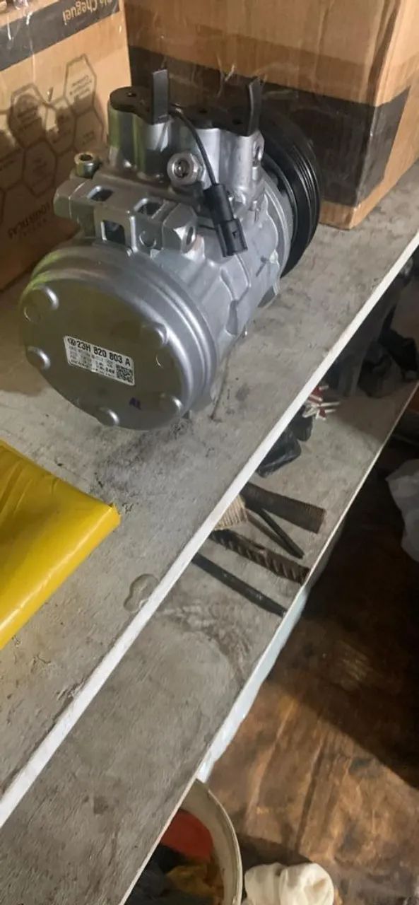Compressor de ar - condicionado linha constellation