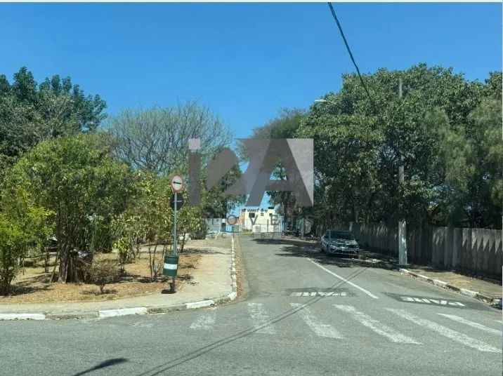 TERRENO PLANO E RETANGULAR