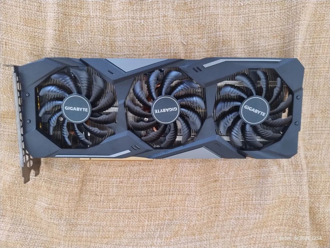 Placa de vídeo RX5600XT Gigabyte - Foto 4