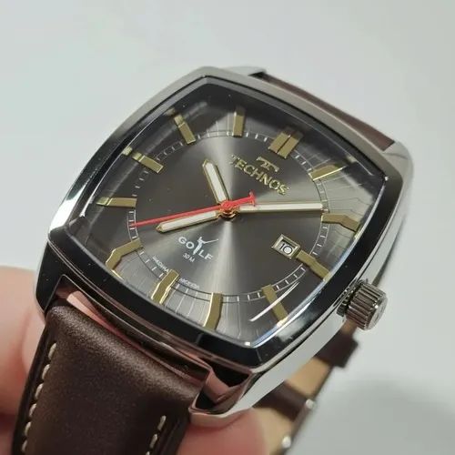 Relógio Technos Golf Quadrado com 3 pulseiras