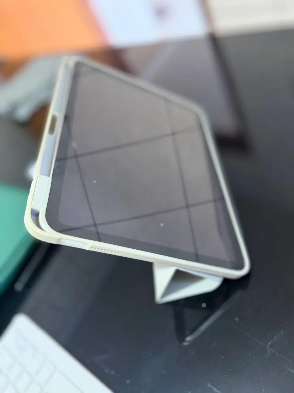 Ipad 10th 64Gb com acompanhamentos* - Foto 3