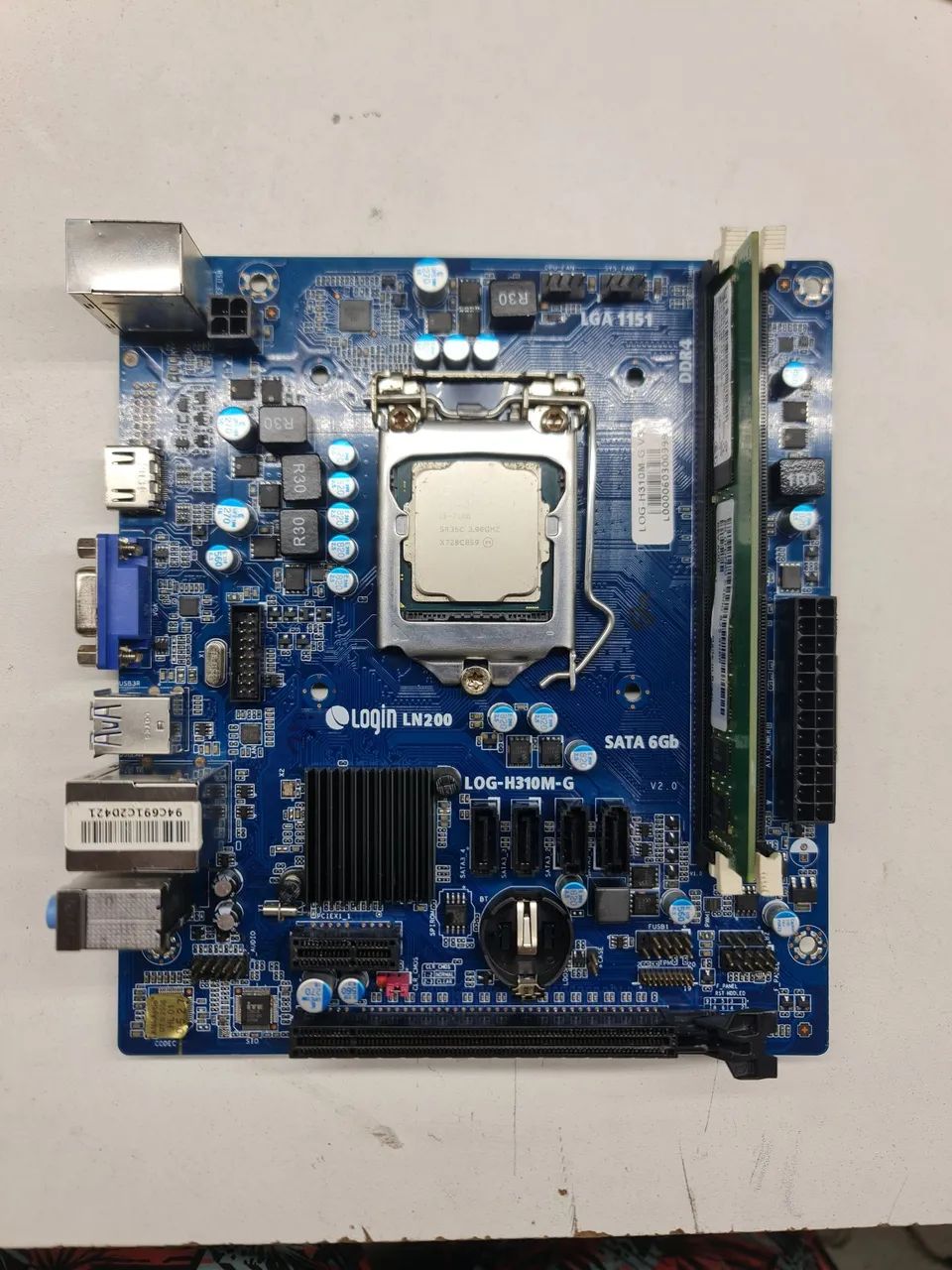 Kit 1151 com i3 7100 + 4GB DDR4