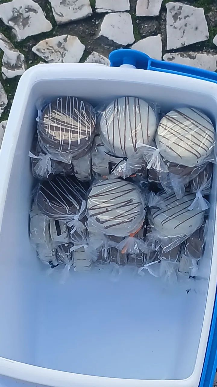 Vaga para confeiteira sem experiência 