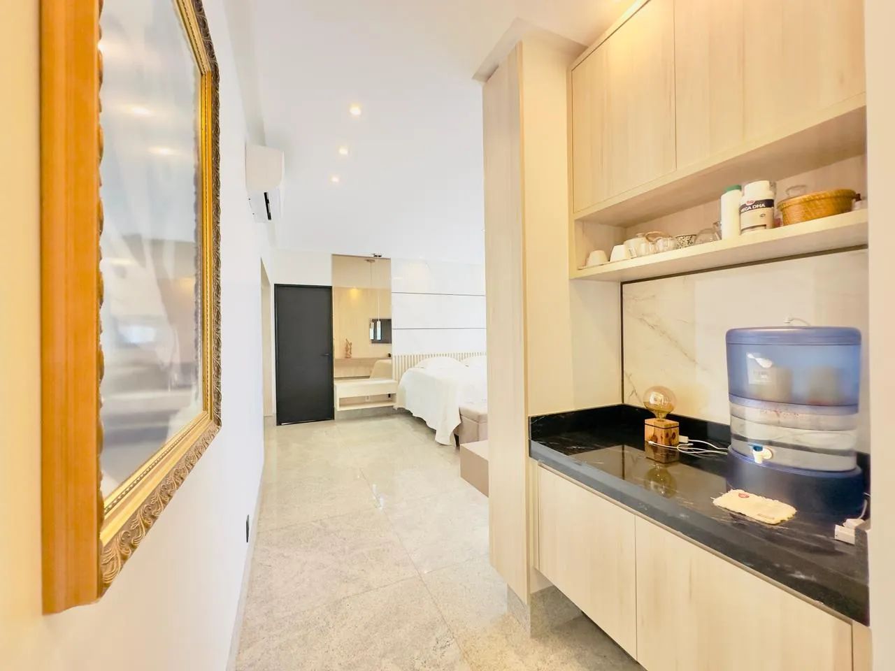 Sobrado Exclusivo, são 4 suítes, Área de lazer completa, Elevador, Geração de Energia, Vis - Foto 14