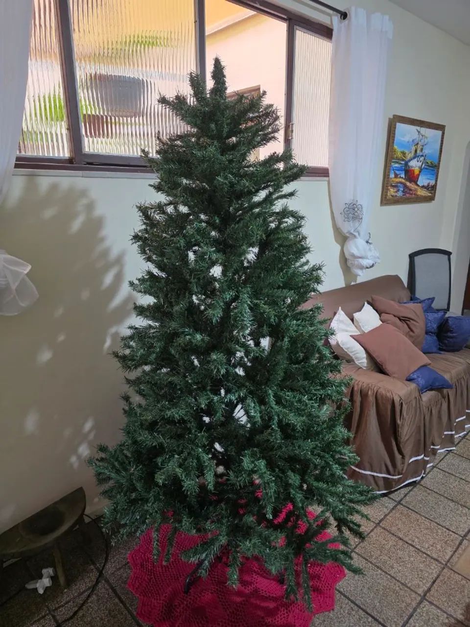 Árvore de Natal Artificial 2,10m - Bem Conservada - Foto 3