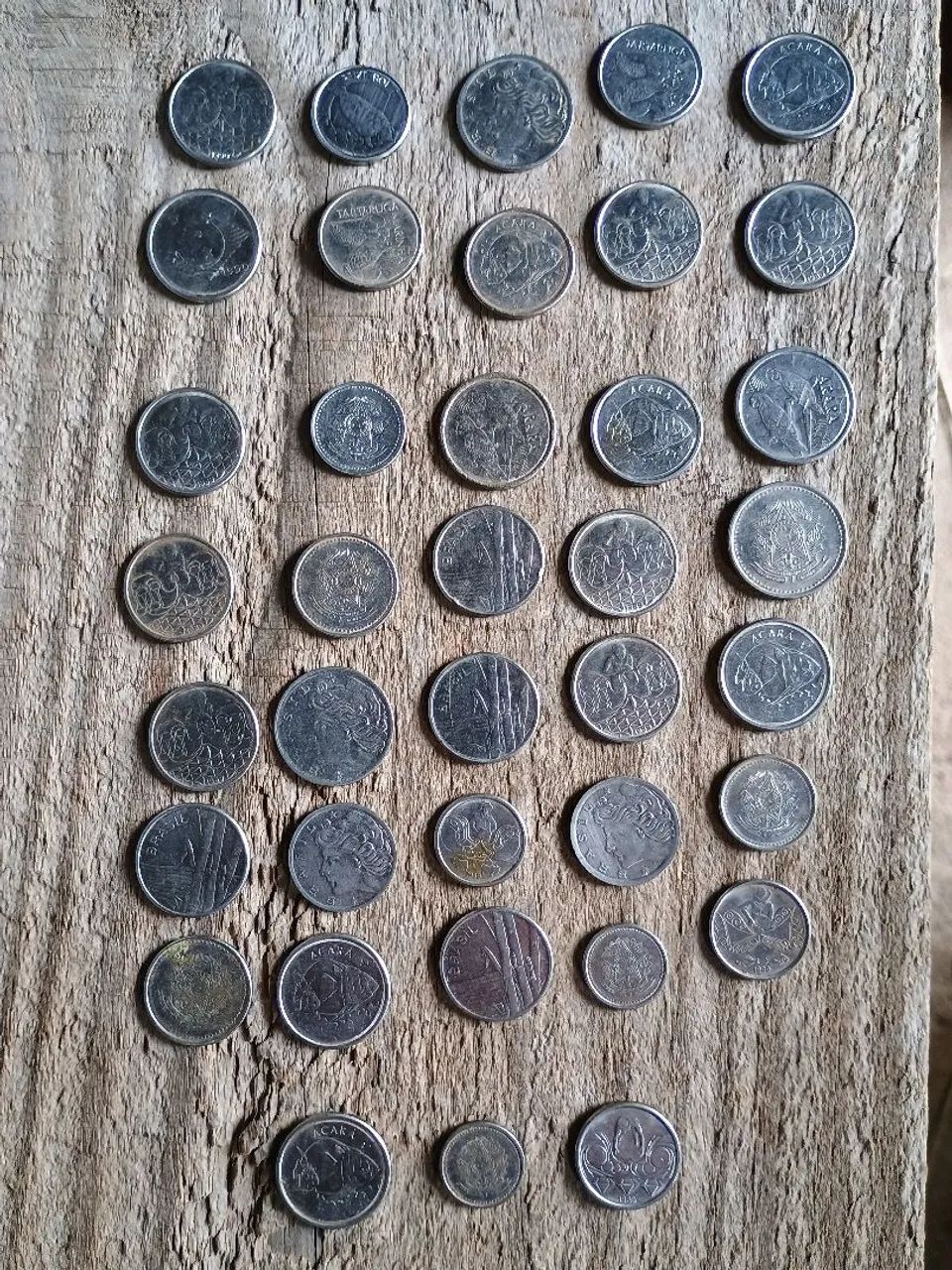 Moedas antigas lote com 60 moedas  - Foto 3