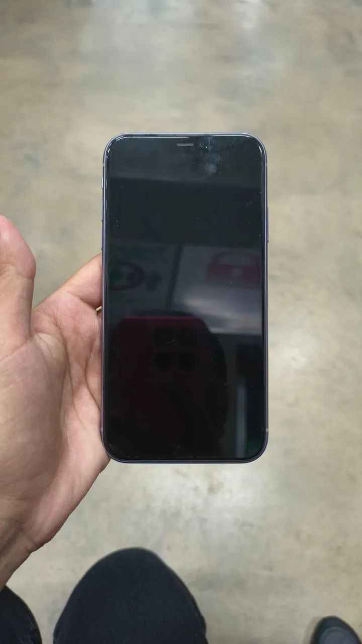 VENDO IPHONE 11 - Foto 3