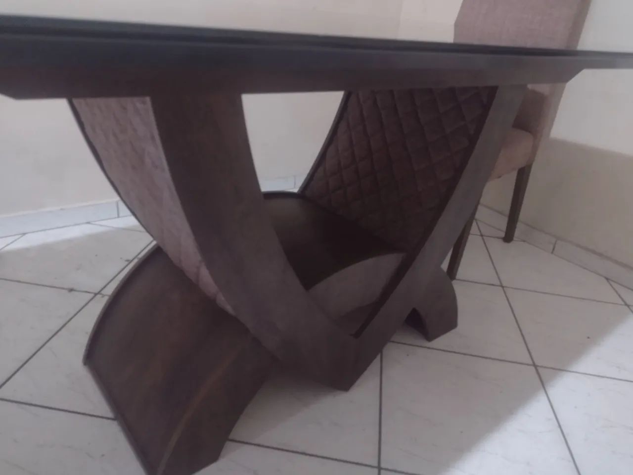 Mesa de Jantar Espelhada Preta com 6 cadeiras - Foto 2