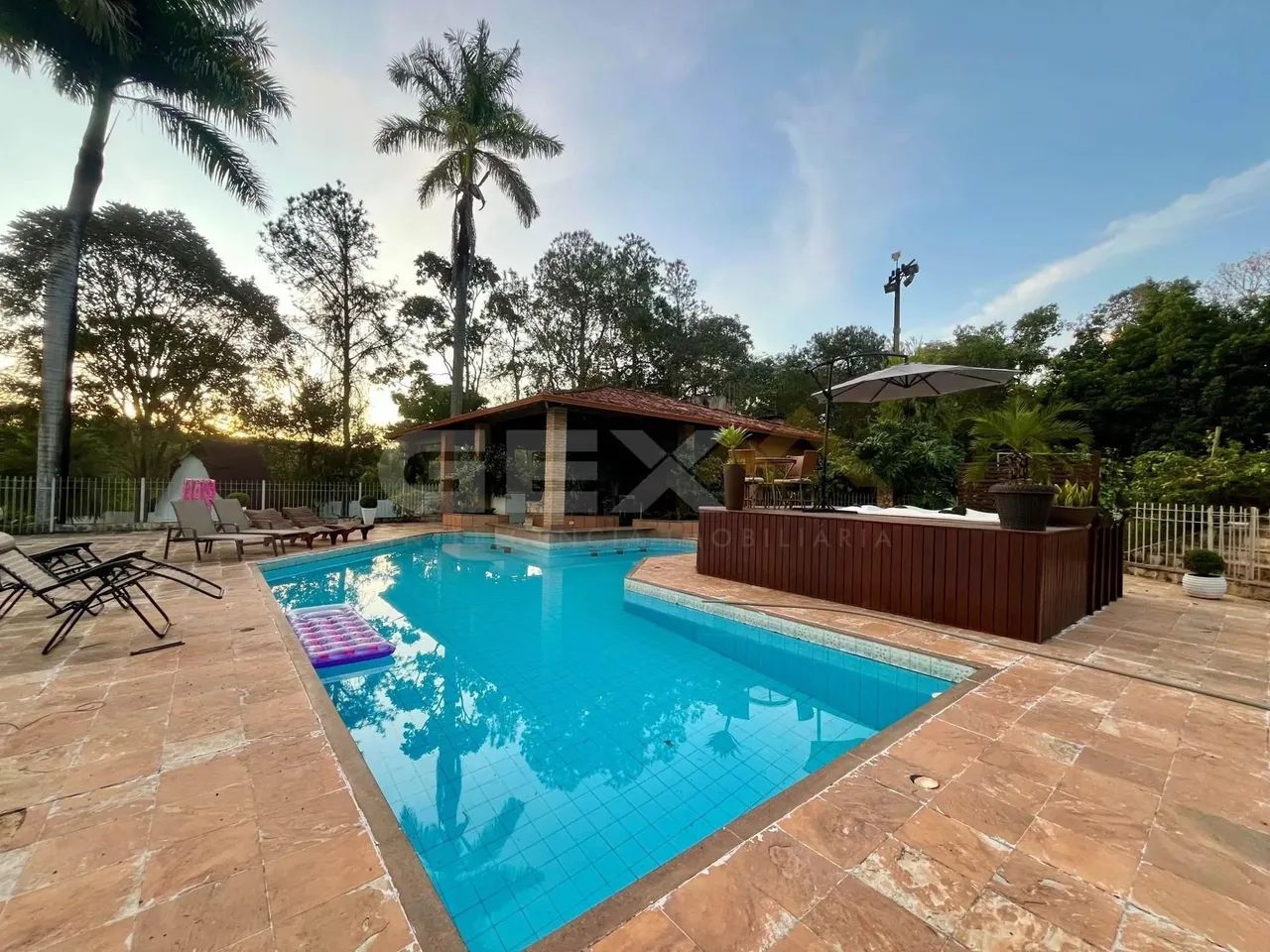 Chácara à venda na comunidade Cacôco, 4 quartos, 3 suítes e espaço gourmet com p - Foto 2