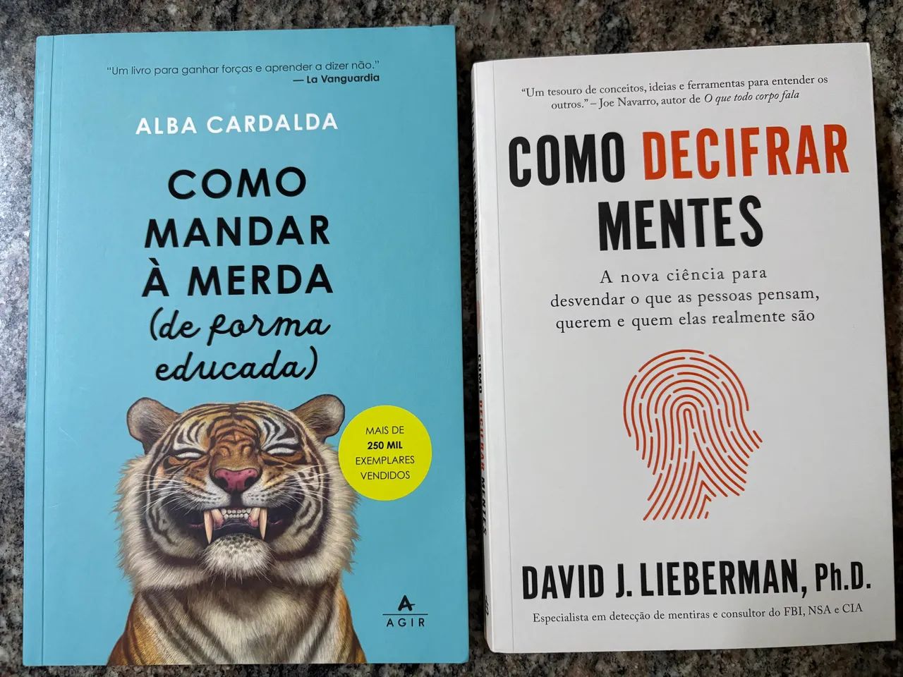 Livros - Foto 2