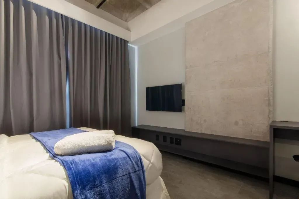 Vendo flat tipo studio 100% mobiliado com 1 quarto, na Ilha do Leite. - Foto 2