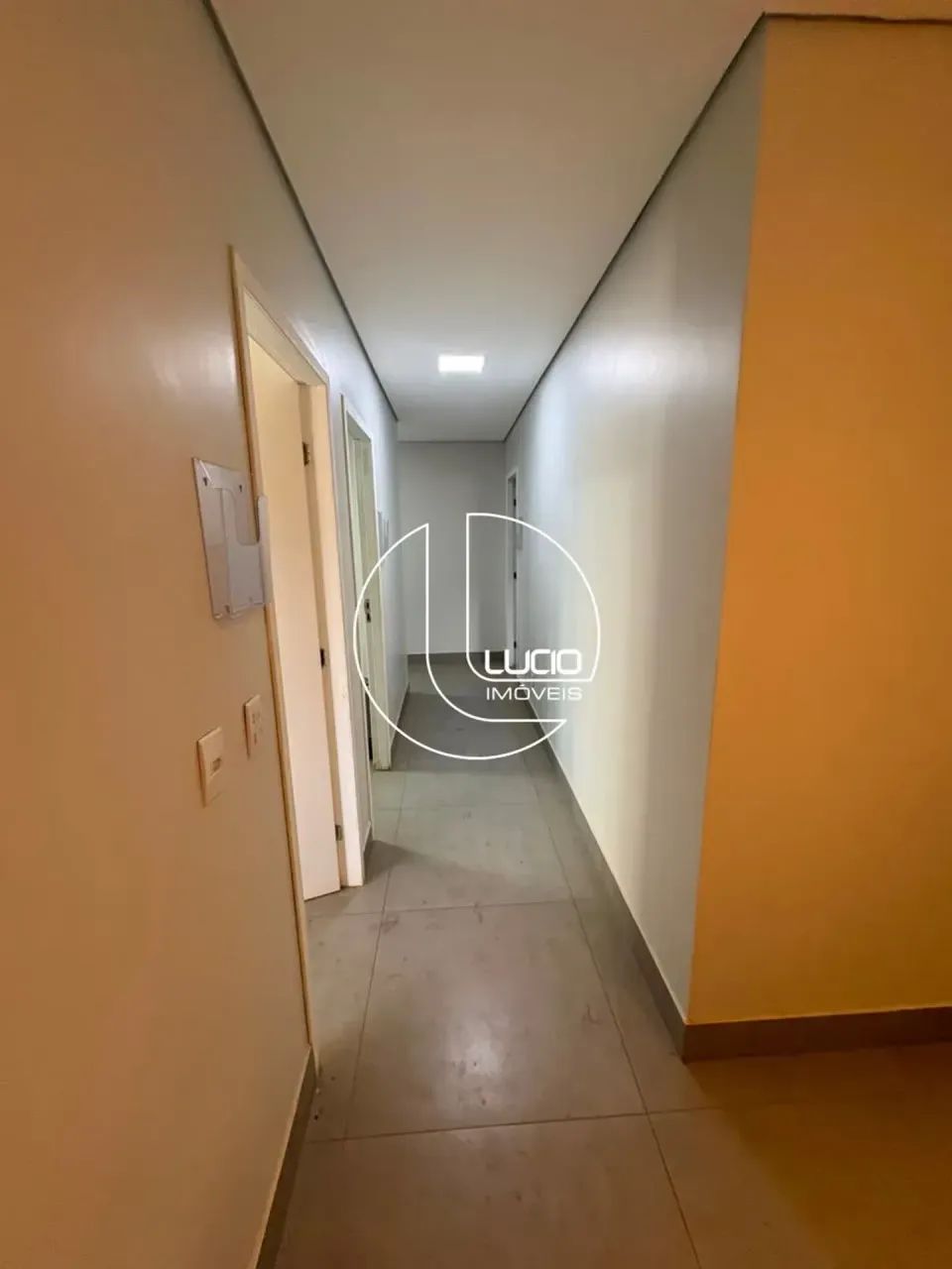 Área comercial com 790 m² na av. universitária com ponto de comércio, loja, galpão e resid - Foto 3