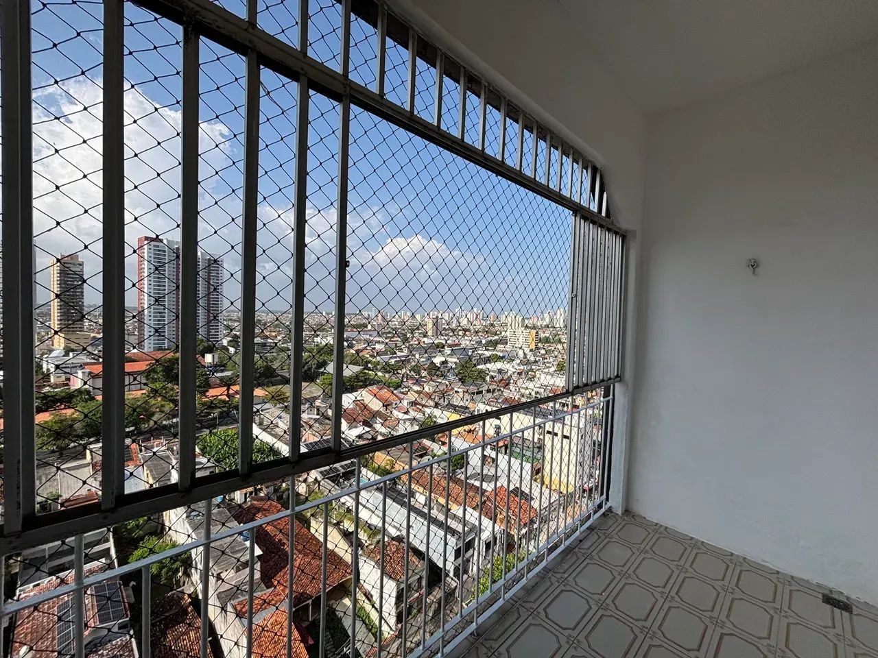 Aluguel - Apartamento com 3 dormitórios - 82 m² - Umarizal - Belém/PA - Foto 5