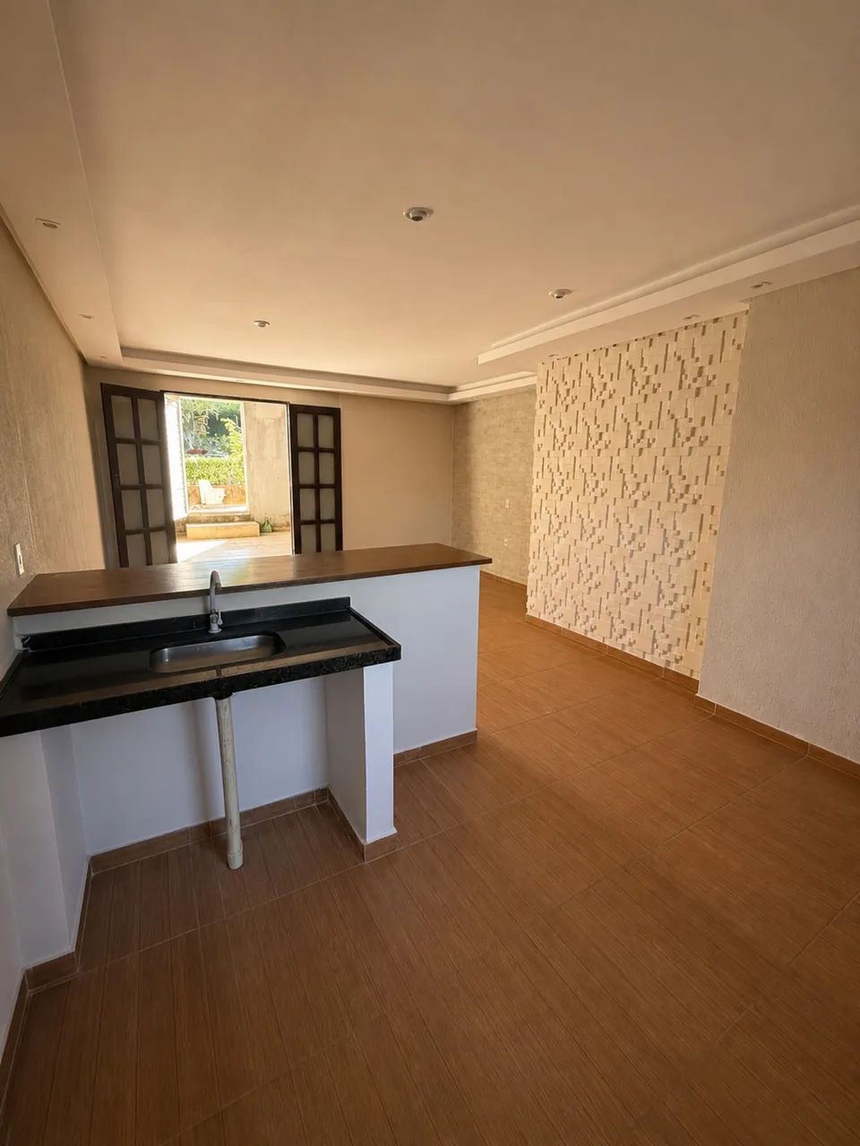 Alugo uma casa 