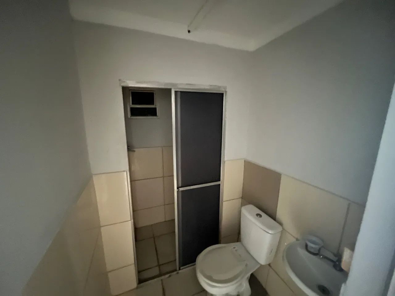 Alugo Kitnet próximo ao shopping Goiabeiras e Estação - Foto 2