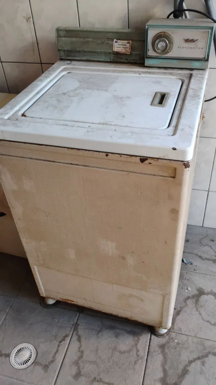 Máquina de lavar antiga. - Foto 3