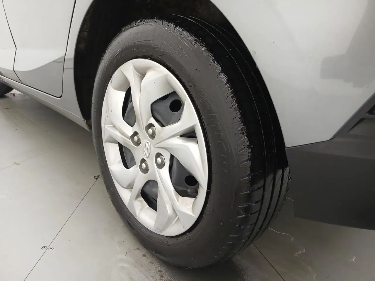 Hyundai HB20 Comfort Plus 1.0 Flex 12V Mec., foto 12 de 18