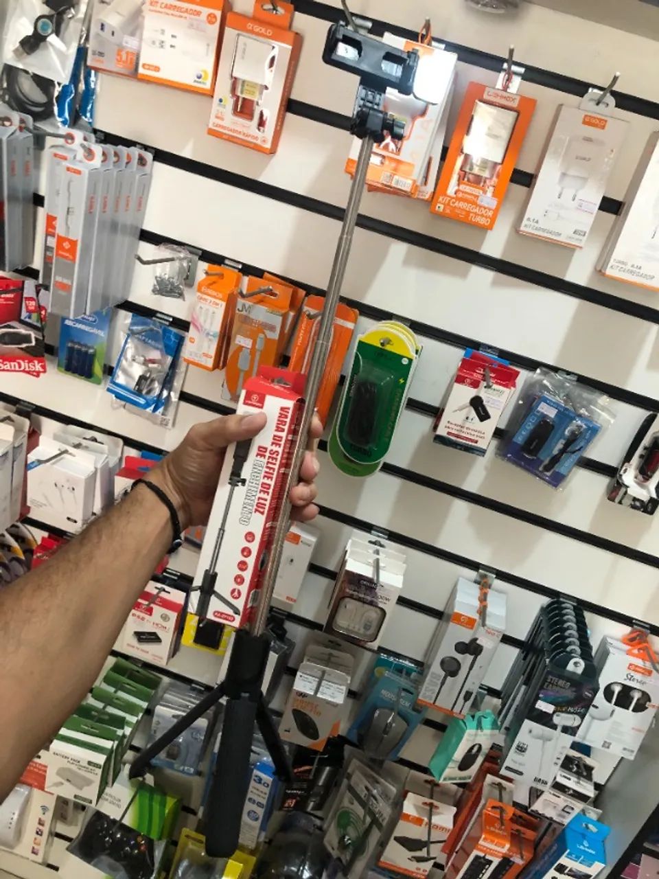 Tripé bastão pau de selfie para celular com suporte e bluetooth - Foto 2
