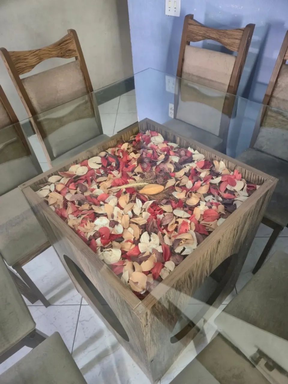 Mesa de Jantar com 8 Cadeiras - Foto 2