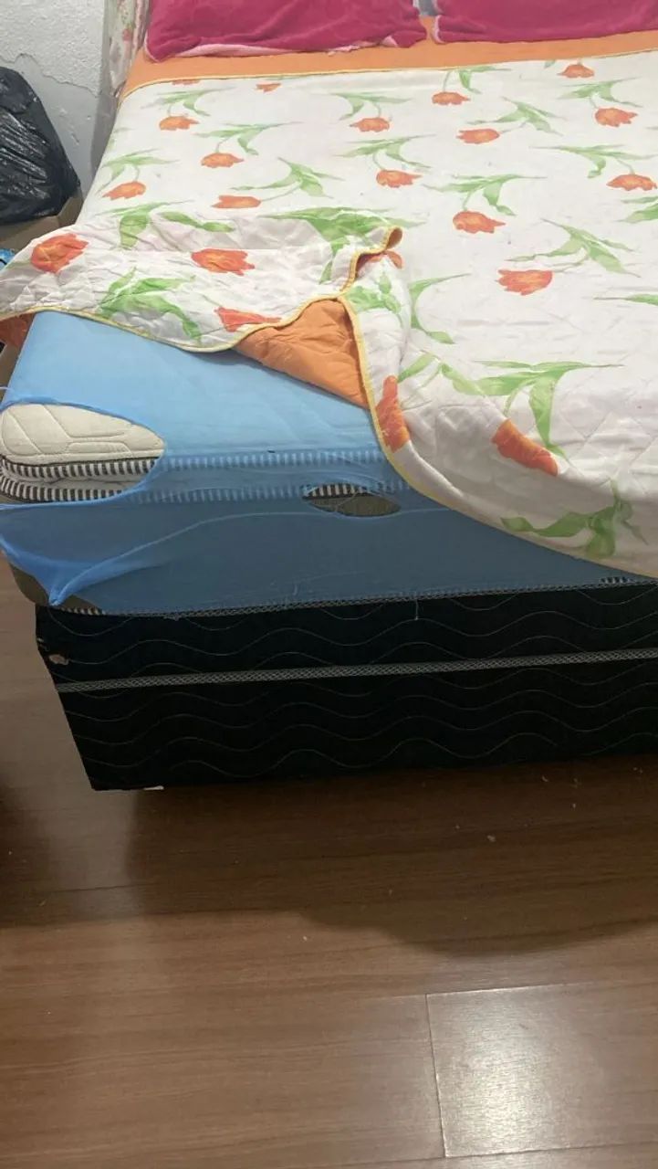 Vendo cama e colchão casal king - Foto 3