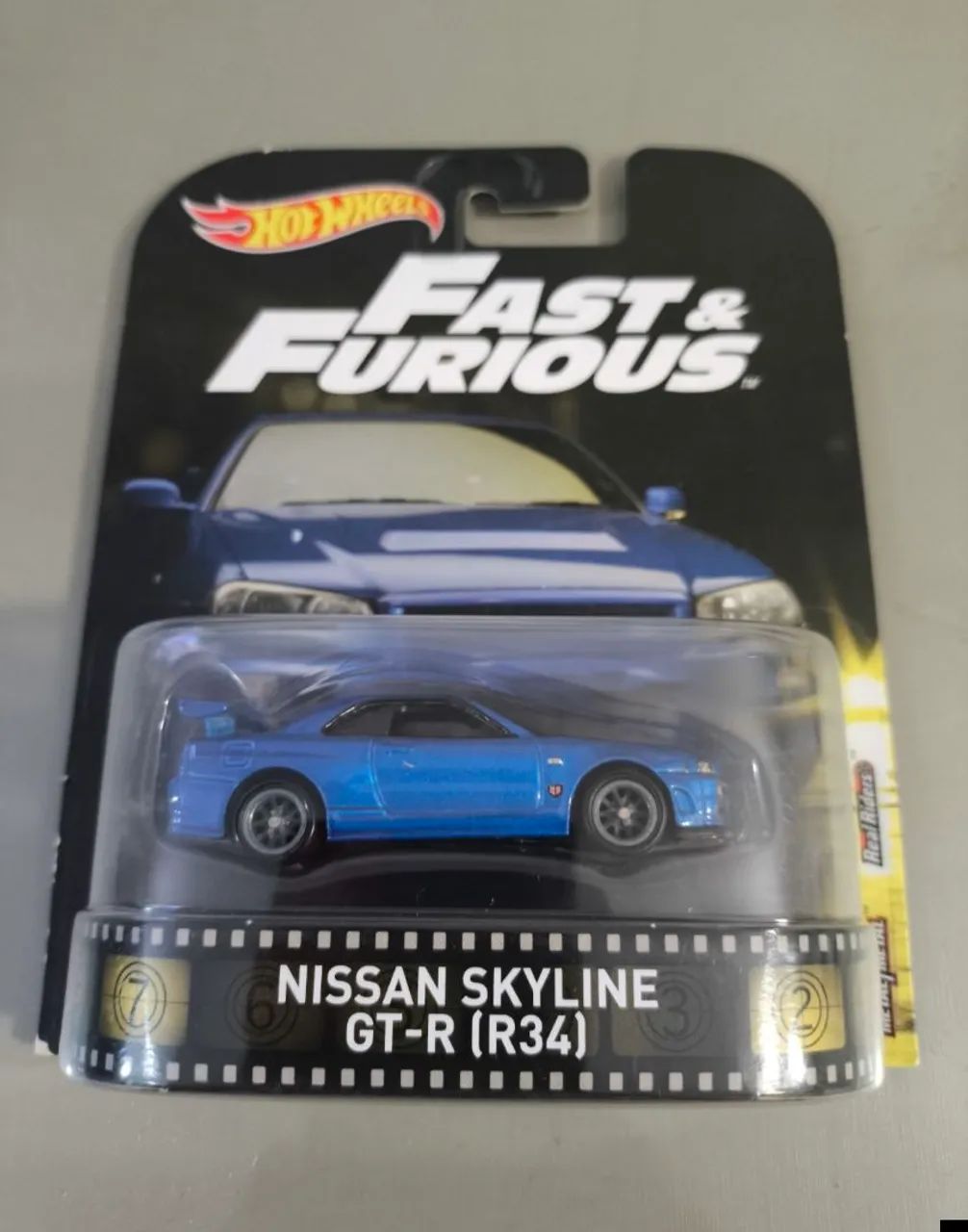 Hot Wheels Premium Retro Nissan Skyline GT-R (R34) Velozes e Furiosos R34 GTR Azul