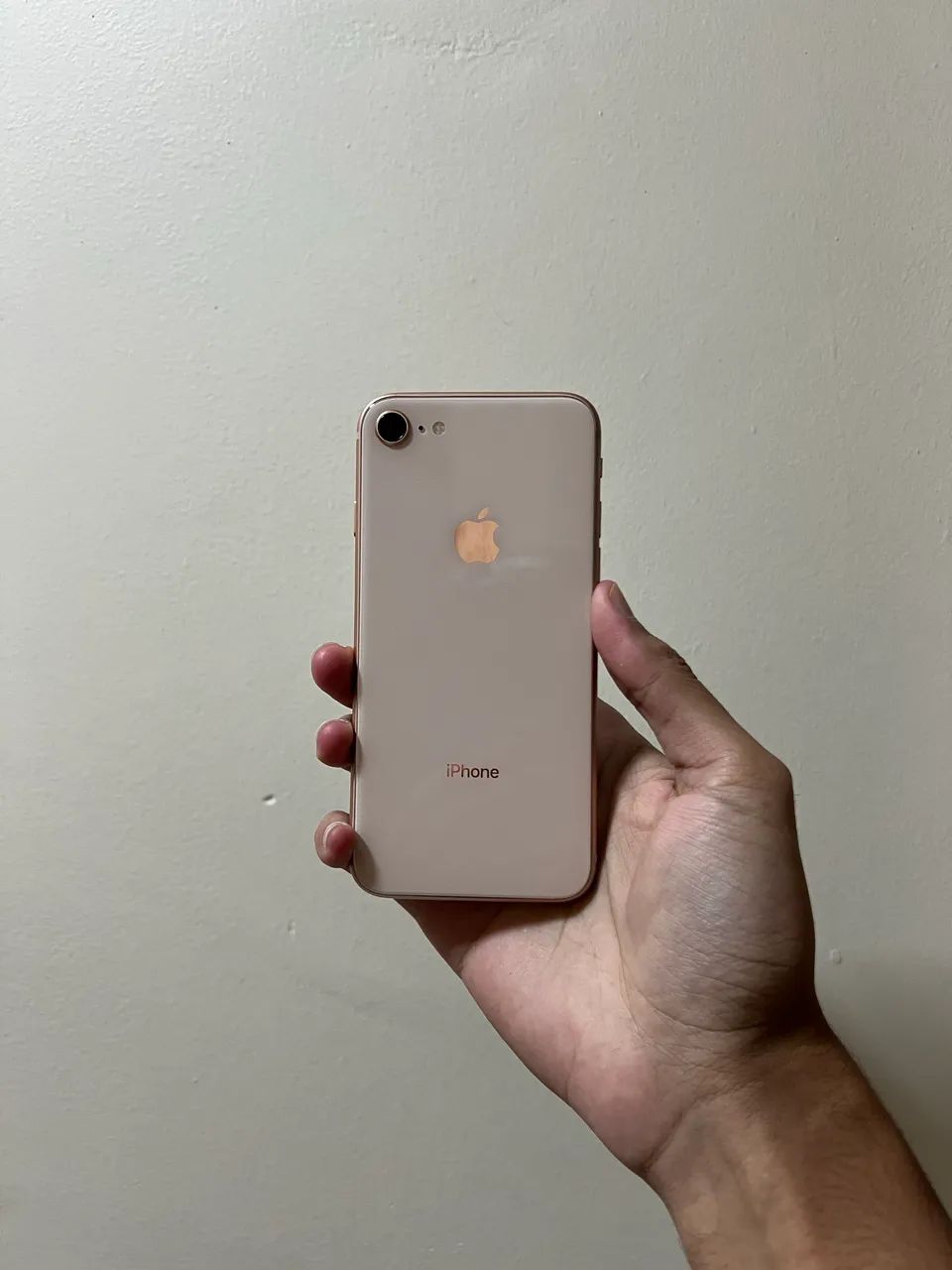 iPhone 8