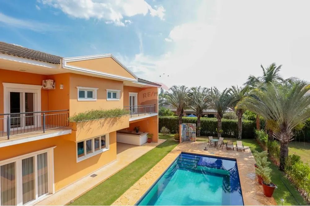 Casa Condomínio Lago Azul Residencial e Golfe Clube com 5 suítes