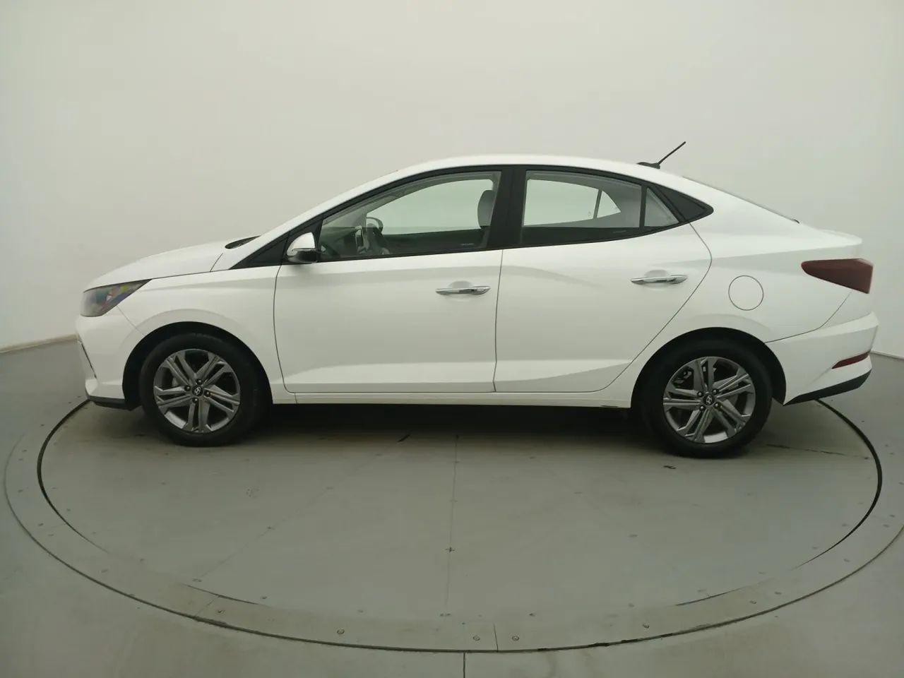 Hyundai HB20S Limited 1.0 TB Flex 12V Aut., foto 2 de 18