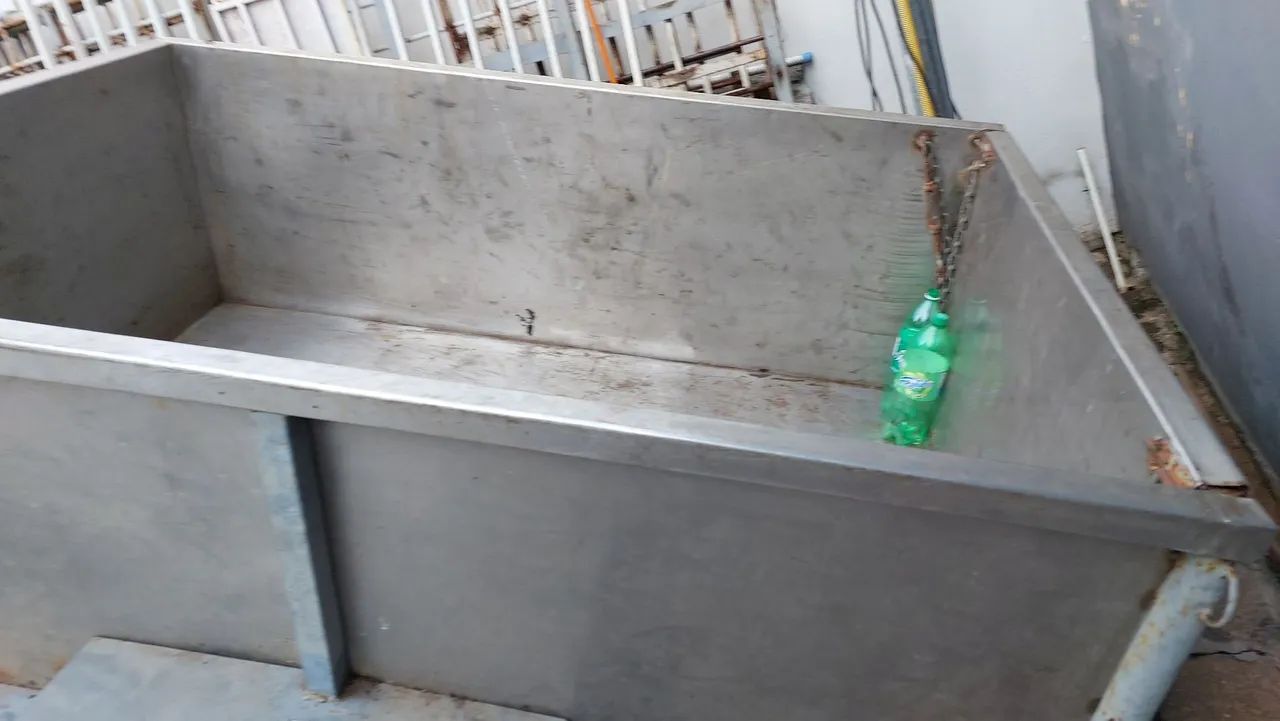 Churrasqueira inox  a bafo tamanho de 1.75/70