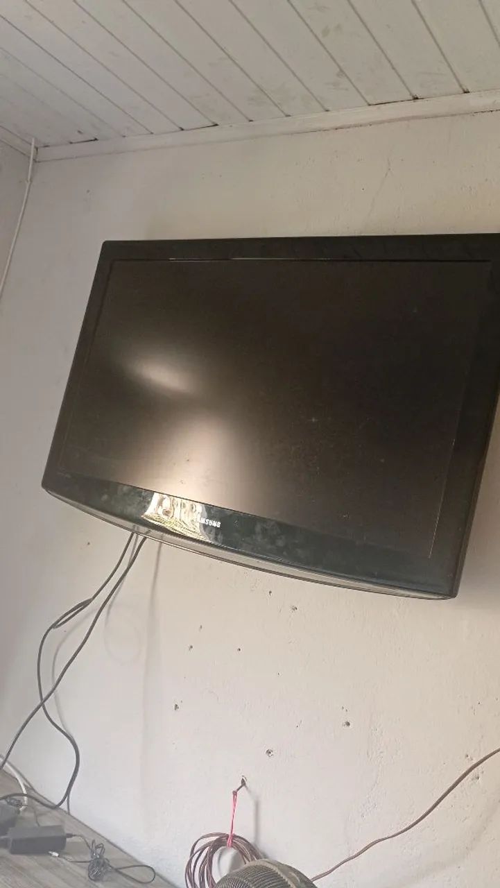 Venda se tv Samsung 32 polegadas para retiro de peça, whats: *