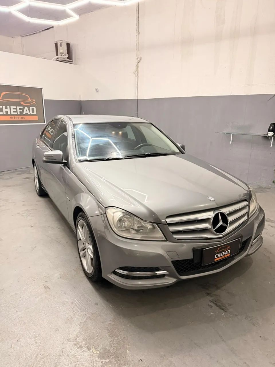 Mercedes-Benz C-180 CGI Classic 1.8 16V 156cv Aut. 2012