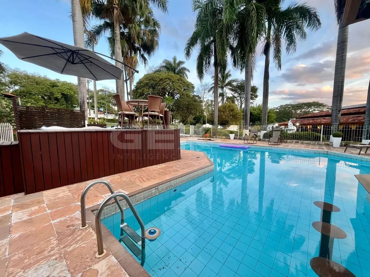 Chácara à venda na comunidade Cacôco, 4 quartos, 3 suítes e espaço gourmet com p