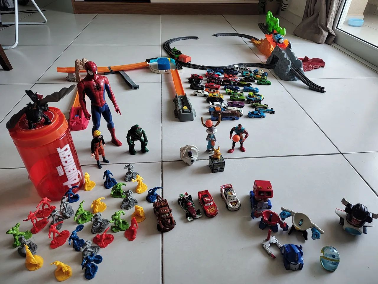 Lote de brinquedos 