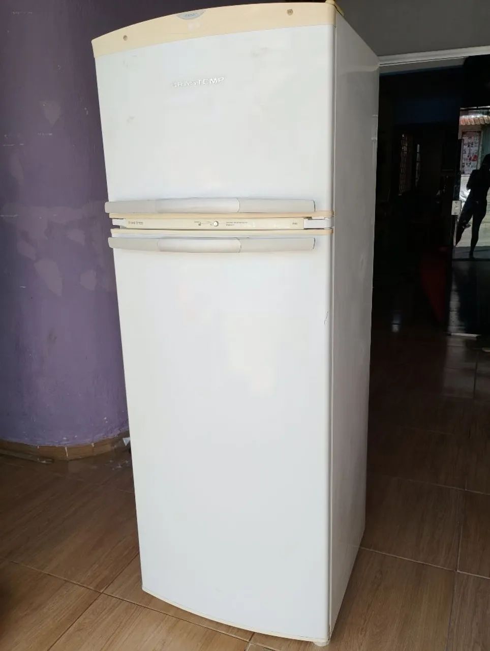 Vendo geladeira  - Foto 5