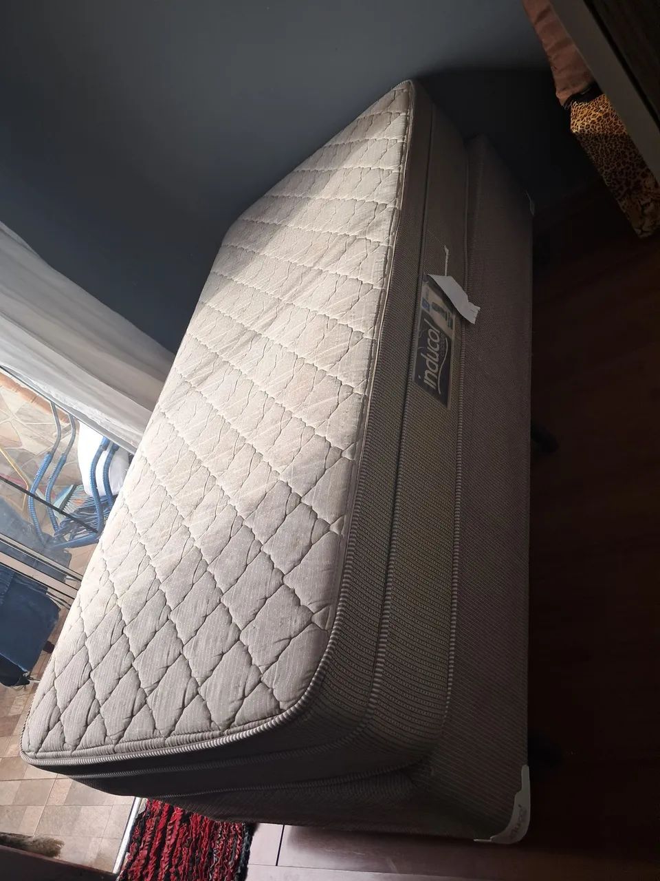 Cama box solteiro