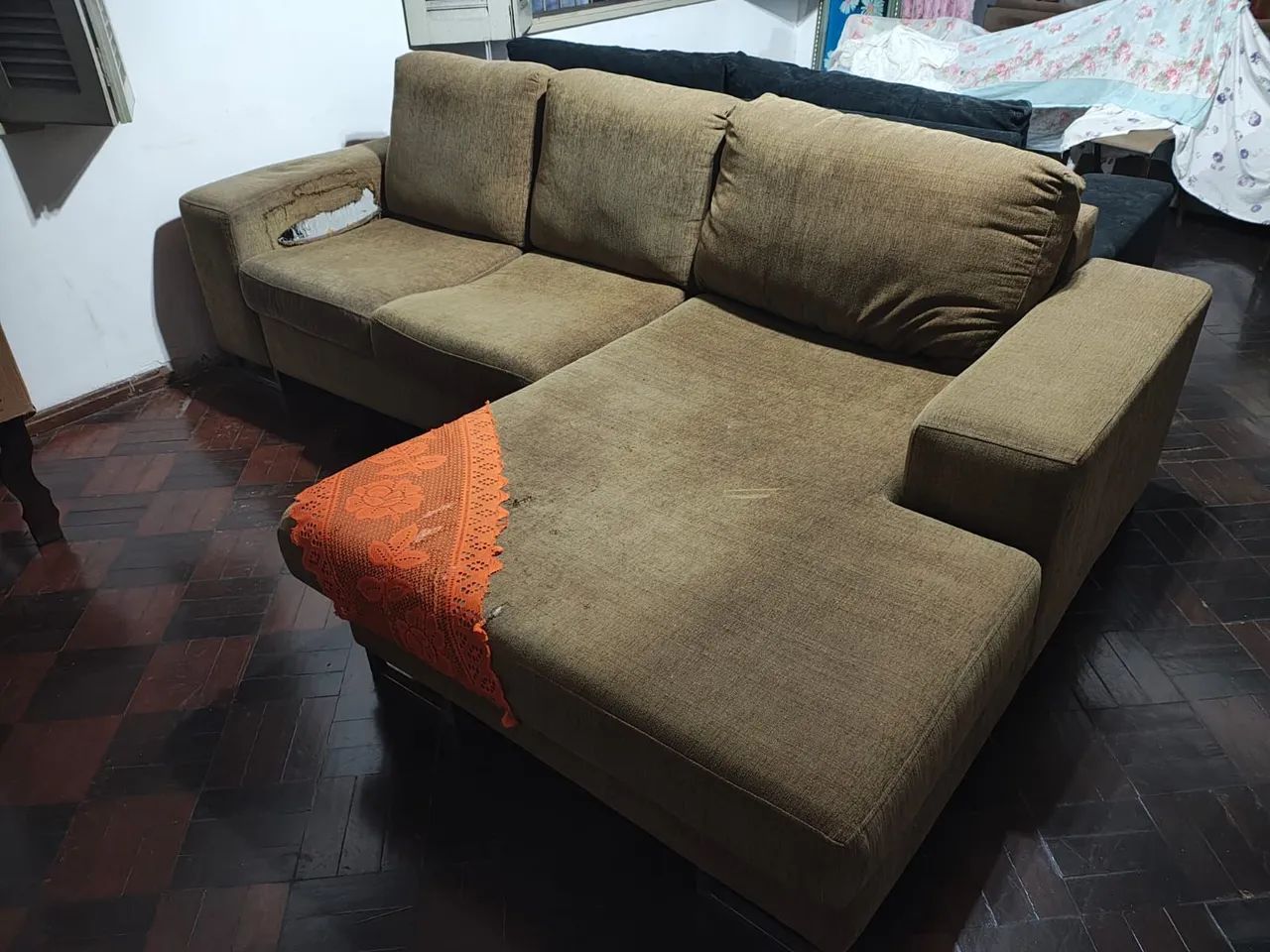 Vendo sofá com 3 lugares 