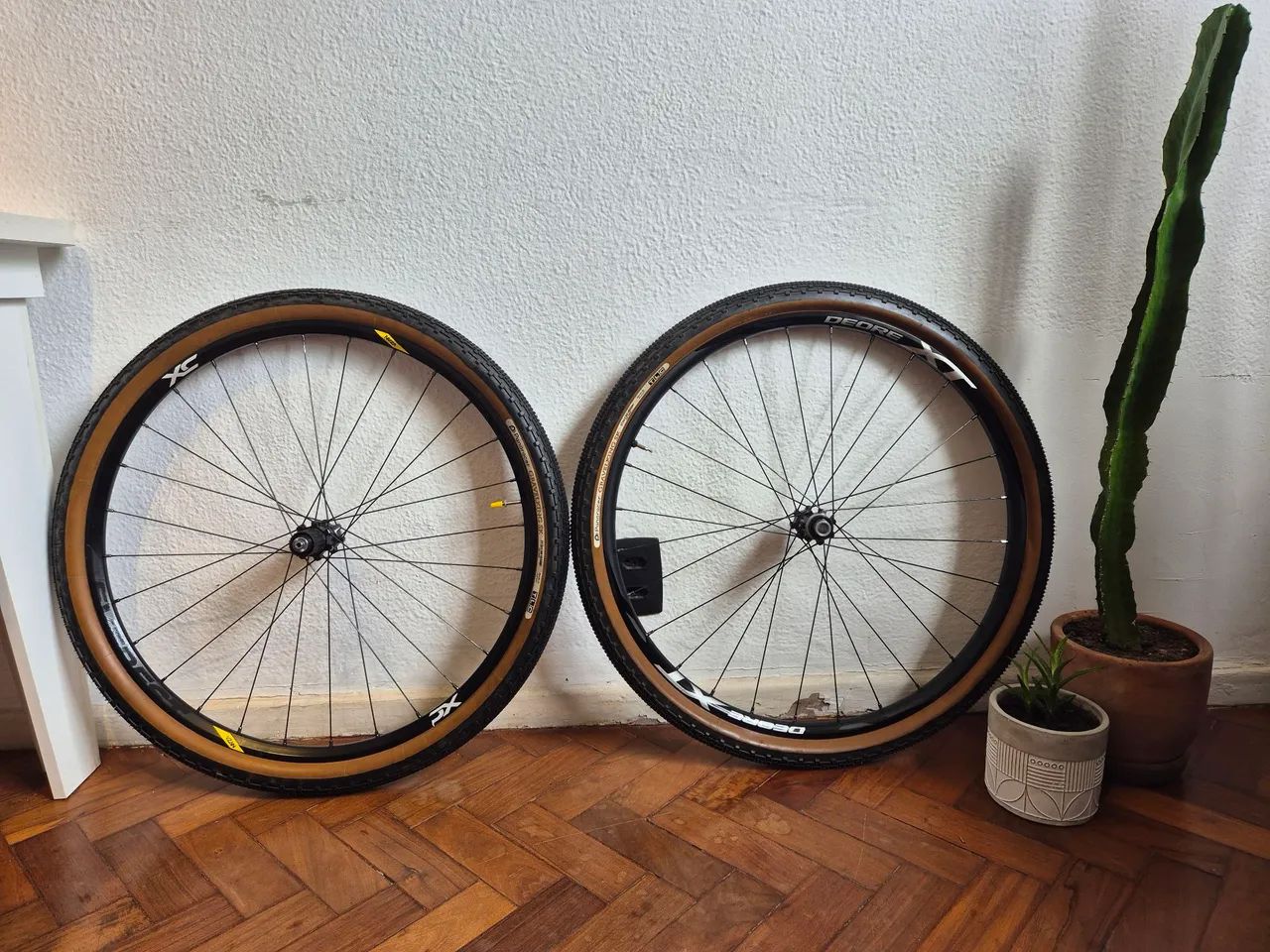 Par rodas Shimano Deore XT 27.5 - Foto 2